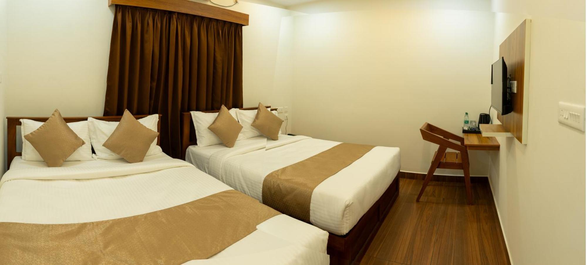 Fly View Airport Residency Hotel Nedumbassery Buitenkant foto