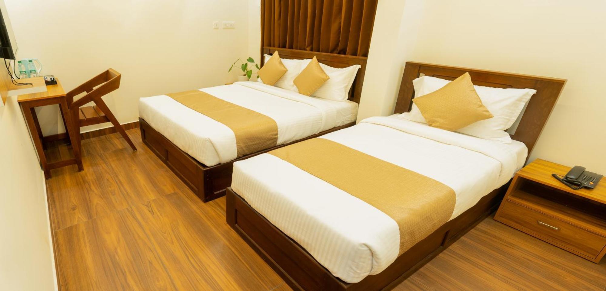 Fly View Airport Residency Hotel Nedumbassery Buitenkant foto