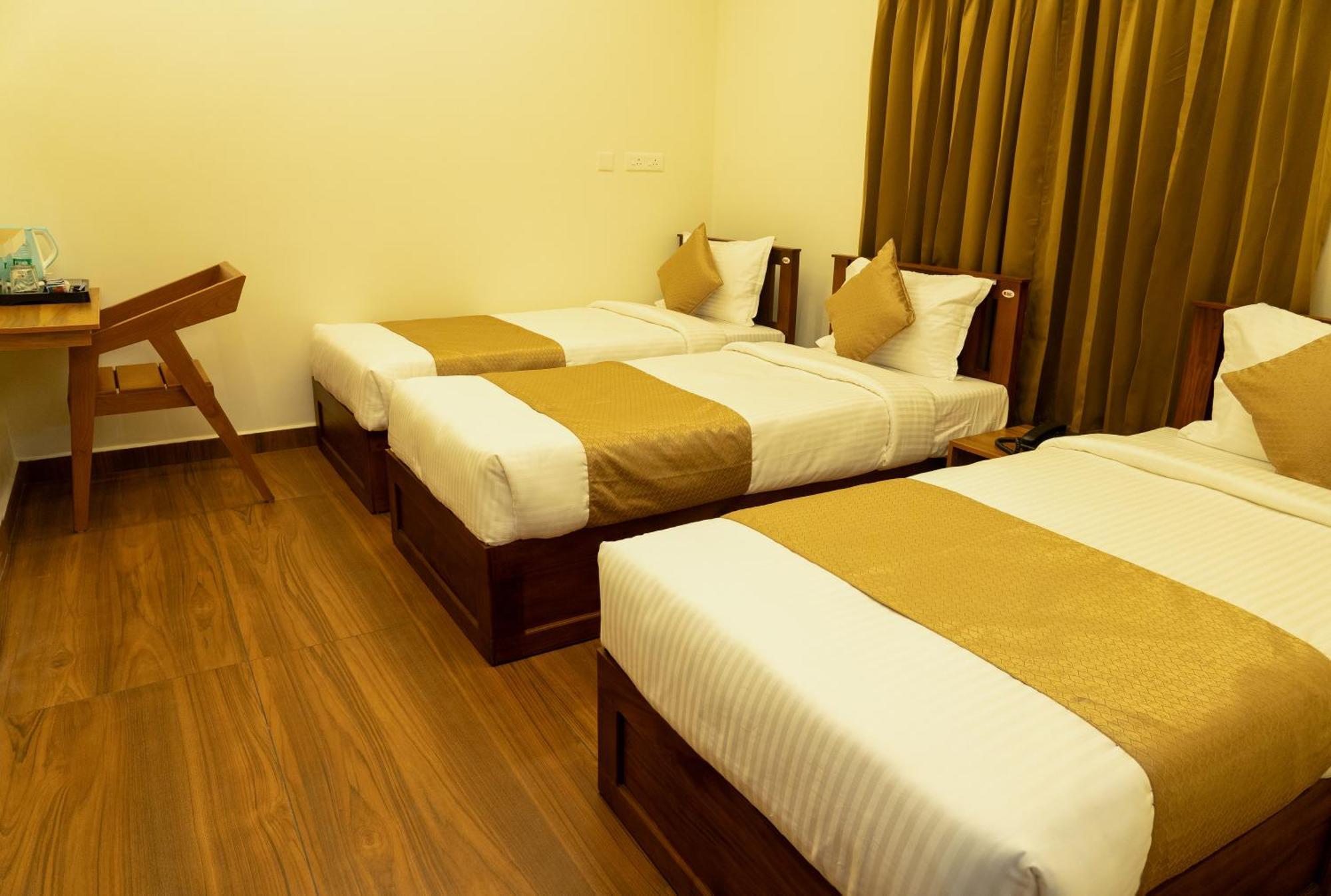 Fly View Airport Residency Hotel Nedumbassery Buitenkant foto