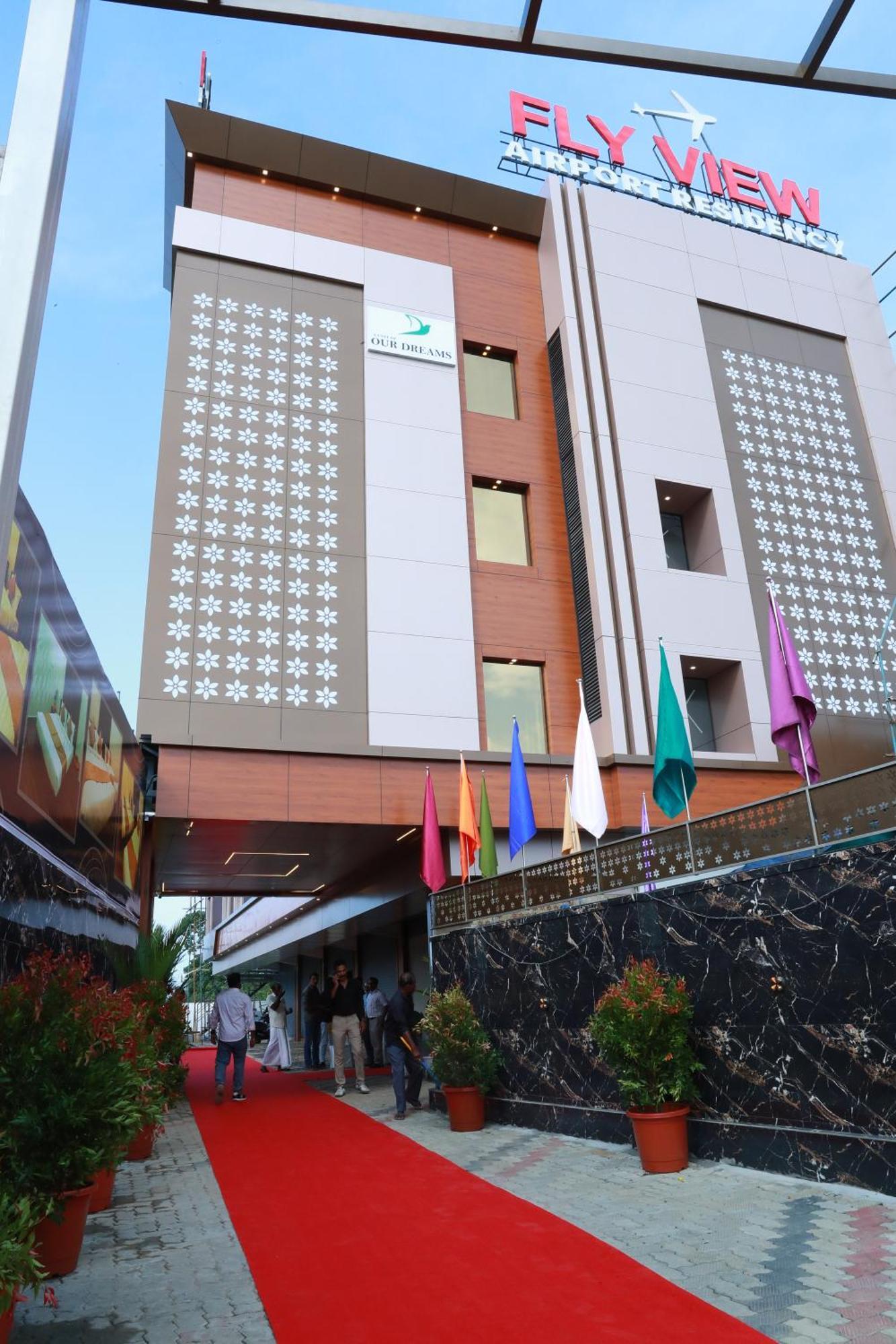 Fly View Airport Residency Hotel Nedumbassery Buitenkant foto
