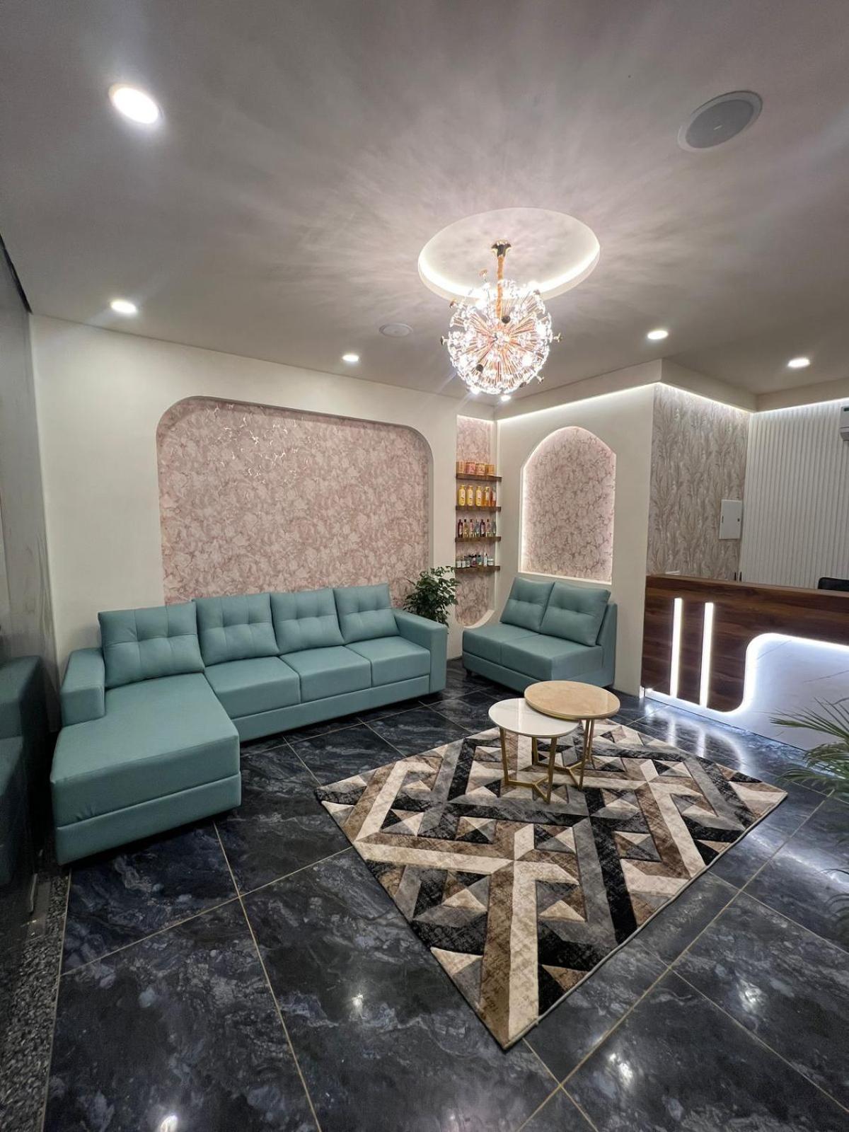 Fly View Airport Residency Hotel Nedumbassery Buitenkant foto
